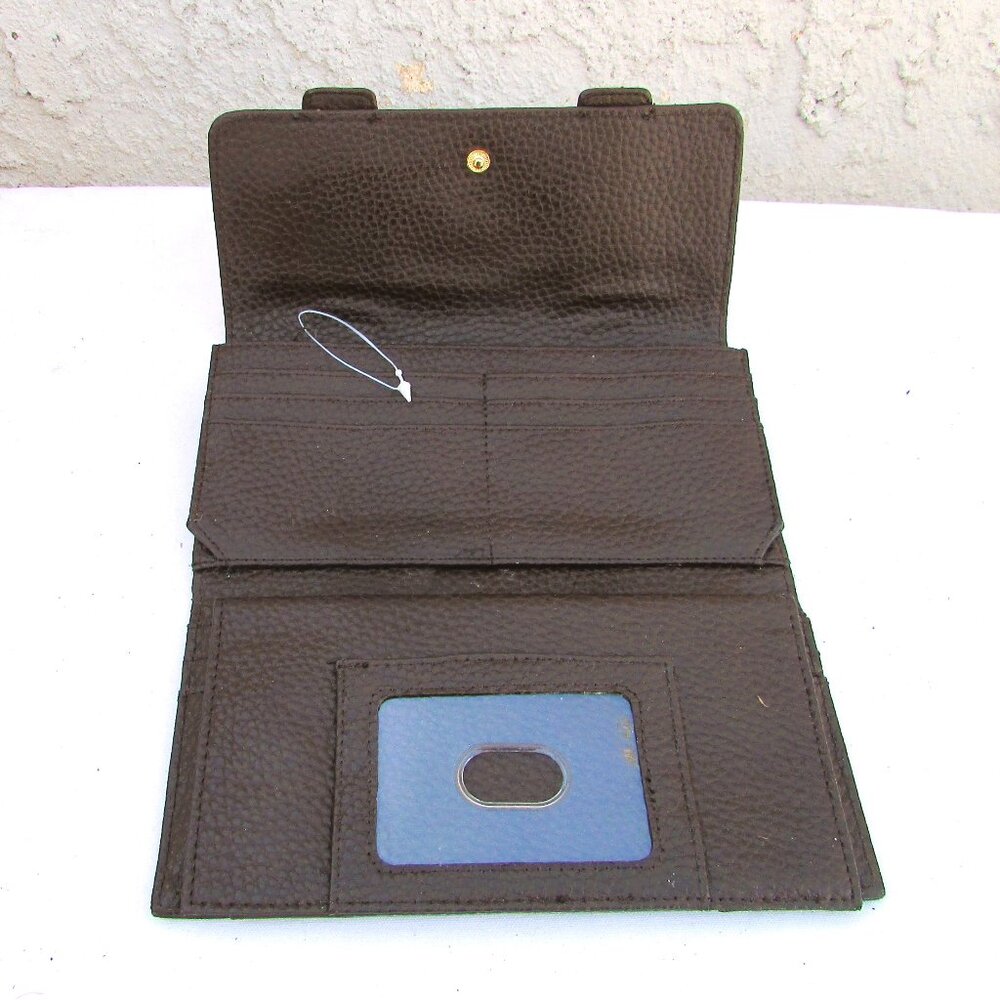 Wilsons Leather brown leather wallet 7 3/8"X 4 1/4" - Picture 7 of 7